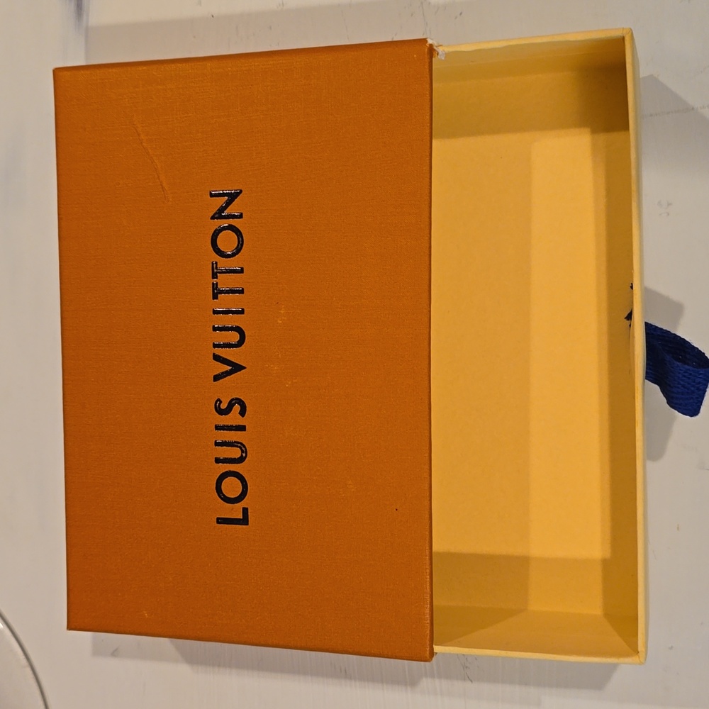 Luxury Brown and Gold Chocolate Bar Keychain - Picture 7 of 8